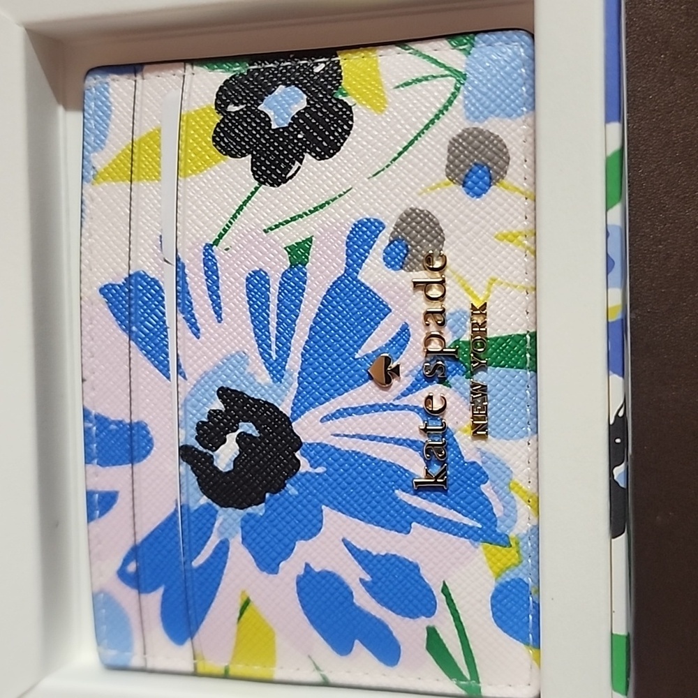 NIB Kate Spade Floral Card Holder - Picture 2 of 8